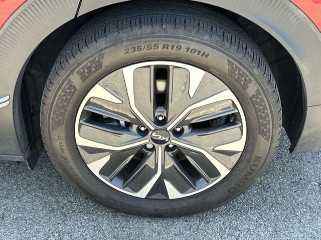 Thumbnail: 2024 Kia EV6 - 8