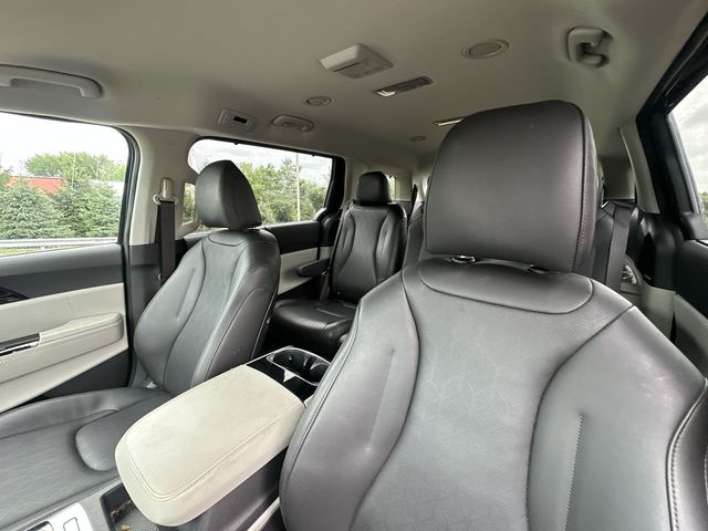 Thumbnail: 2024 Kia Carnival - 9