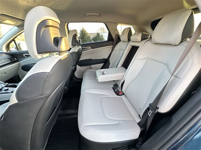 Thumbnail: 2023 Kia Sportage - 13