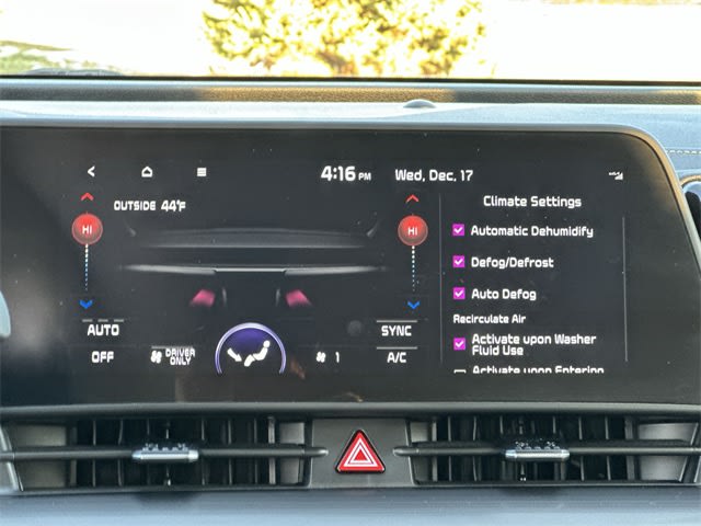 Thumbnail: 2023 Kia Sportage - 24