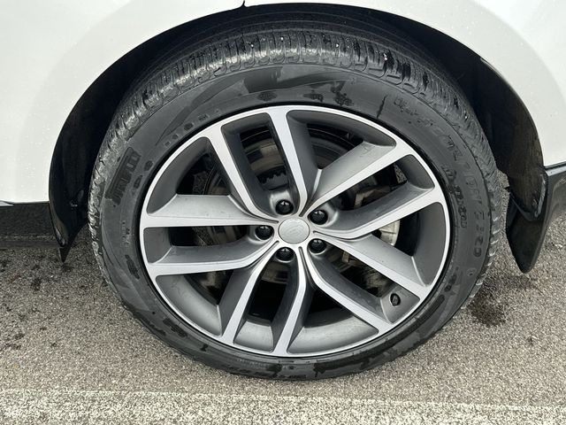 Thumbnail: 2025 Land Rover Range Rover - 7