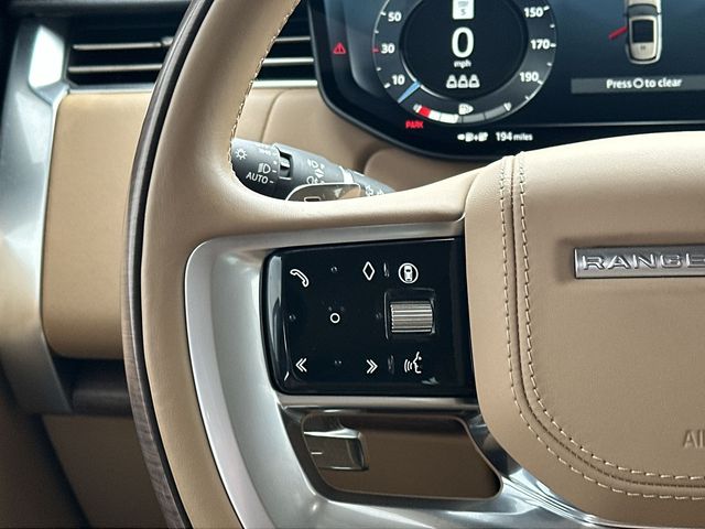 Thumbnail: 2025 Land Rover Range Rover - 14