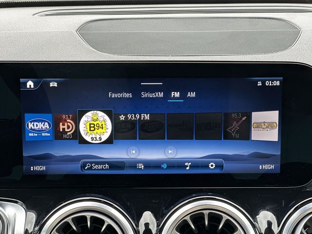 Thumbnail: 2025 Mercedes-Benz GLB - 11