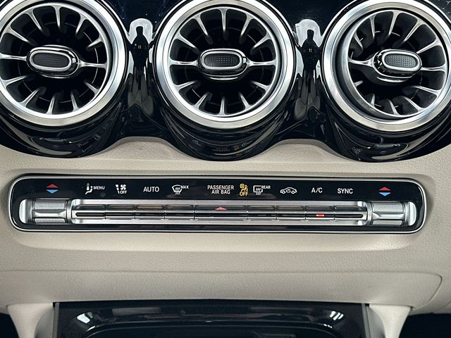 Thumbnail: 2025 Mercedes-Benz GLB - 21