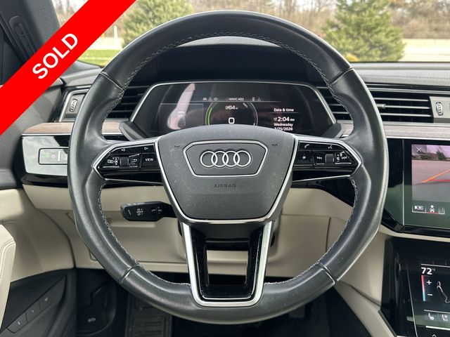 Thumbnail: 2024 Audi Q8 e-tron - 2