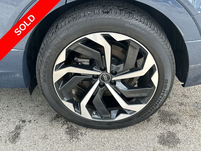 Thumbnail: 2024 Audi Q8 e-tron - 8