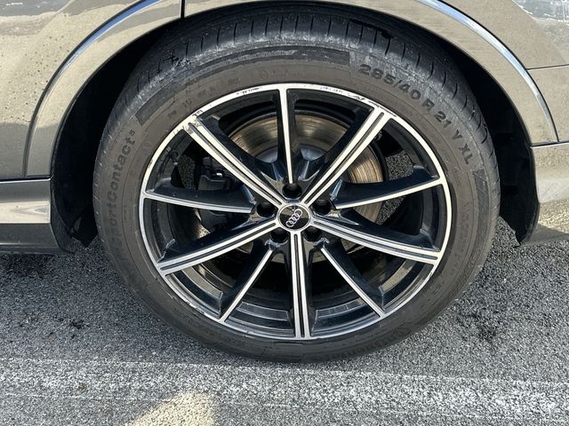 Thumbnail: 2021 Audi SQ7 - 8