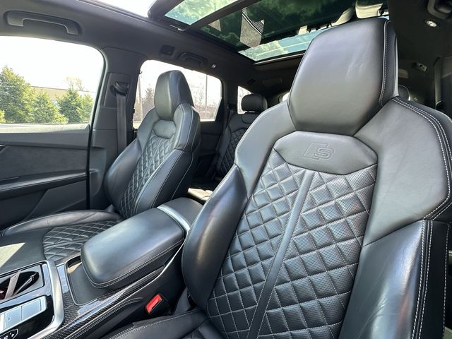 Thumbnail: 2021 Audi SQ7 - 9