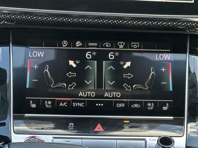 Thumbnail: 2021 Audi SQ7 - 22