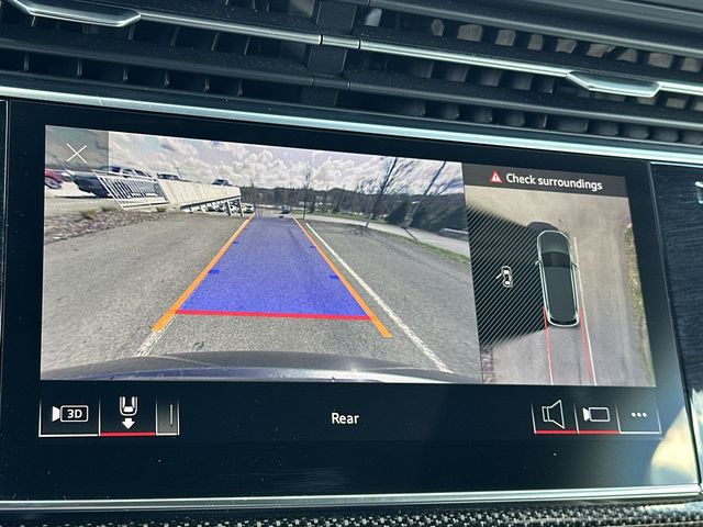 Thumbnail: 2021 Audi SQ7 - 21