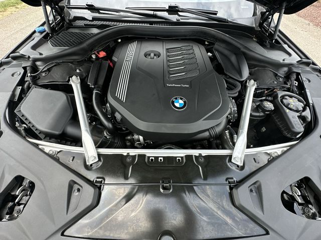 Thumbnail: 2023 BMW 8 Series - 9