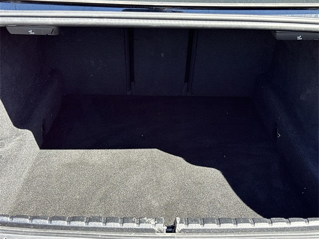 Thumbnail: 2021 BMW 8 Series - 18