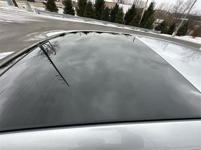 Thumbnail: 2023 Volkswagen Golf - 14