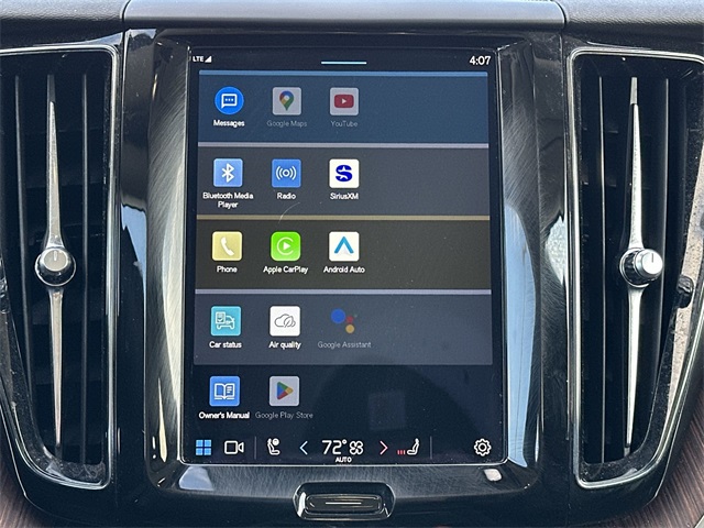 Thumbnail: 2023 Volvo XC60 - 17