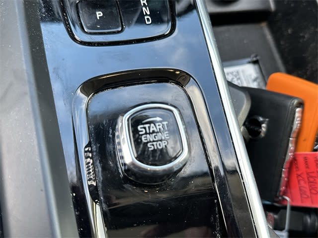 Thumbnail: 2023 Volvo XC60 - 12