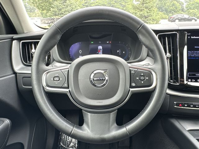 Thumbnail: 2023 Volvo XC60 - 2