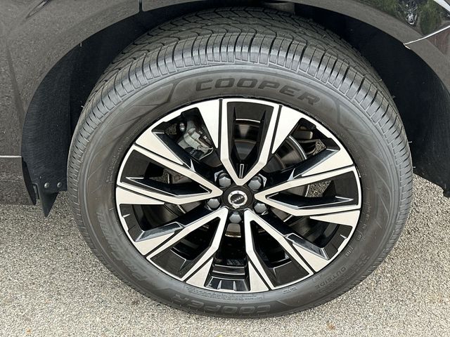 Thumbnail: 2023 Volvo XC60 - 7