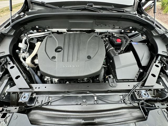 Thumbnail: 2023 Volvo XC60 - 8