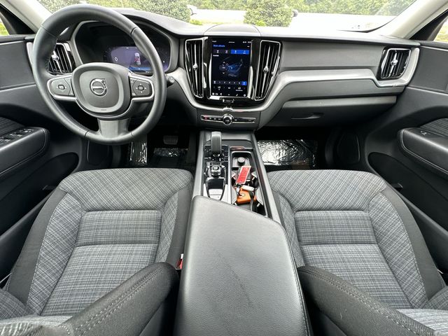 Thumbnail: 2023 Volvo XC60 - 13
