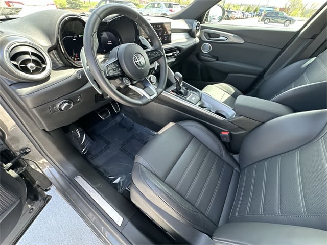 2024 Alfa Romeo Tonale Veloce 11