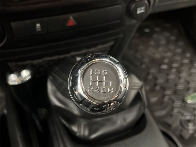 2016 Jeep Wrangler Sport 15