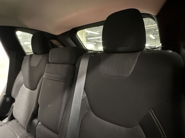 Thumbnail: 2016 Jeep Cherokee - 10