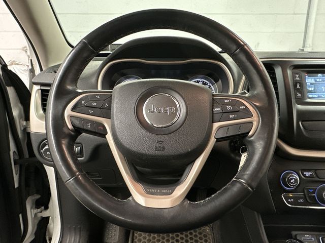 Thumbnail: 2016 Jeep Cherokee - 2