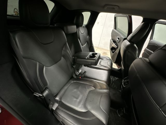 Thumbnail: 2019 Jeep Cherokee - 28