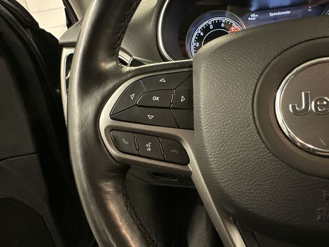 Thumbnail: 2019 Jeep Cherokee - 19