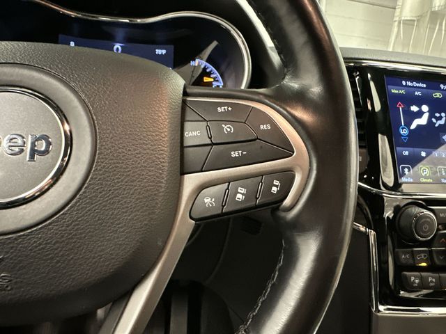 Thumbnail: 2021 Jeep Grand Cherokee - 14