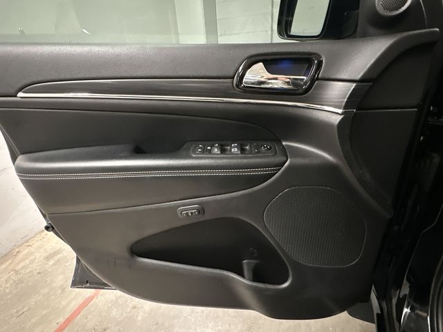 Thumbnail: 2021 Jeep Grand Cherokee - 19