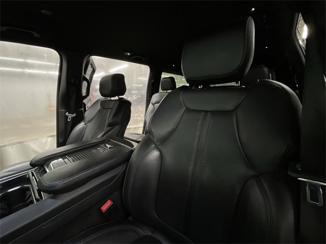 2022 Jeep Wagoneer Series III 9