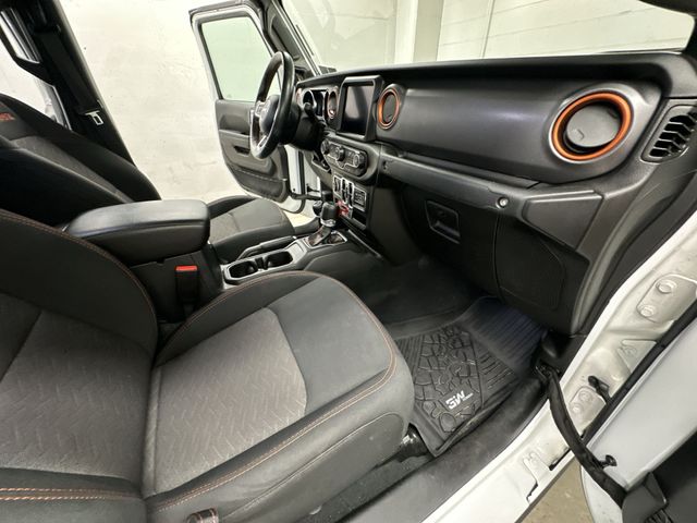 Thumbnail: 2023 Jeep Gladiator - 14