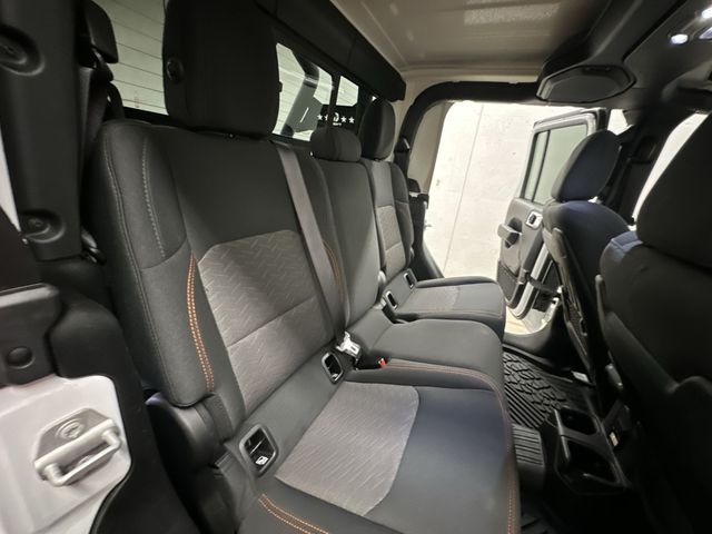 Thumbnail: 2023 Jeep Gladiator - 12