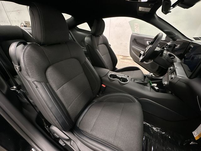 Thumbnail: 2026 Ford Mustang - 26