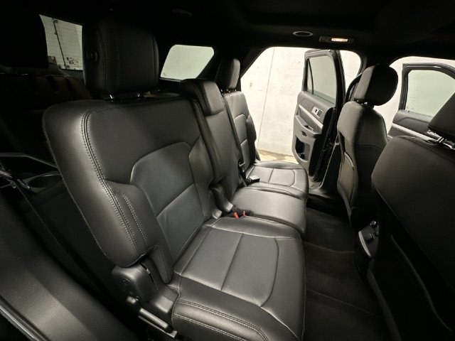 Thumbnail: 2017 Ford Explorer - 31