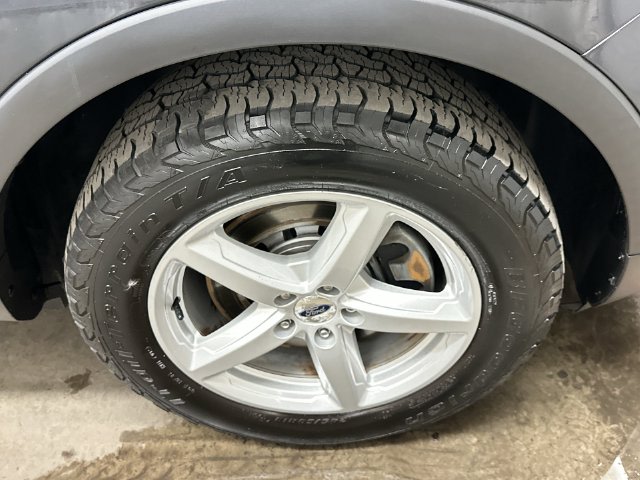 Thumbnail: 2017 Ford Explorer - 8