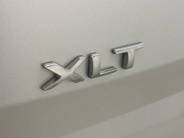 Thumbnail: 2015 Ford Explorer - 30