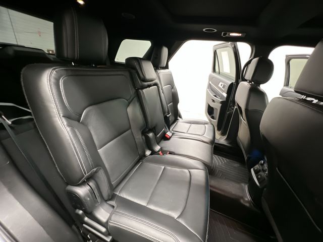 Thumbnail: 2016 Ford Explorer - 31