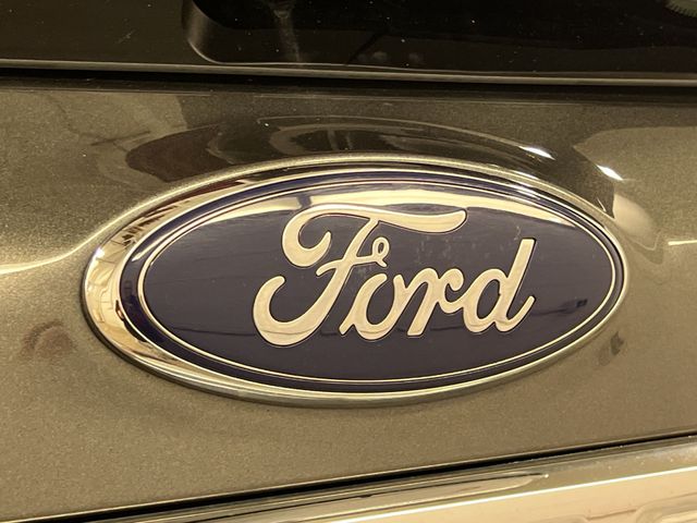 Thumbnail: 2016 Ford Explorer - 7