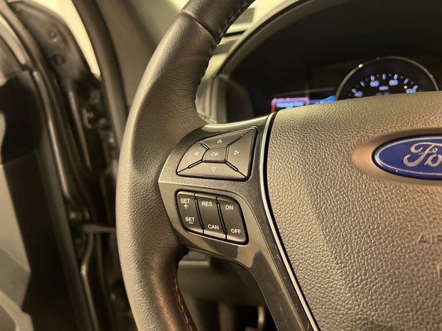 Thumbnail: 2016 Ford Explorer - 18