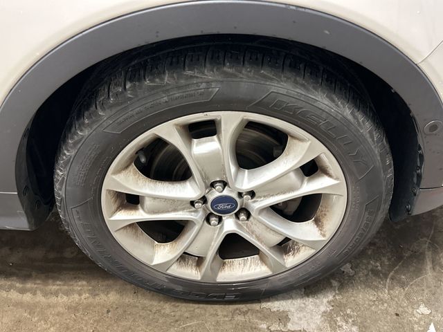 Thumbnail: 2016 Ford Escape - 8