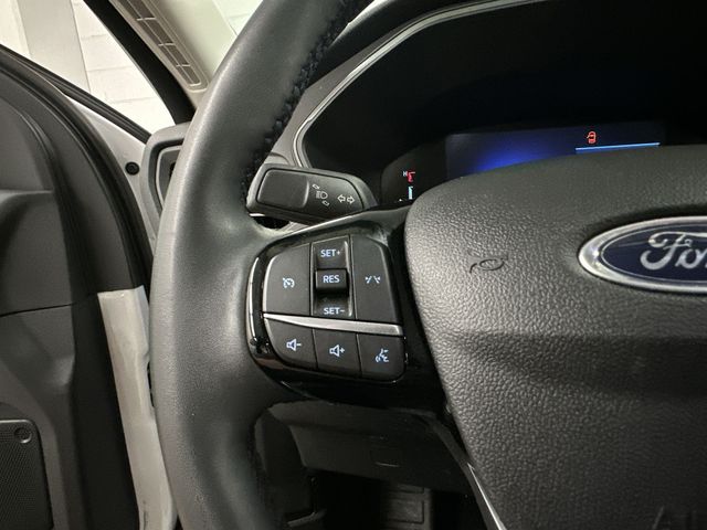 Thumbnail: 2023 Ford Escape - 14