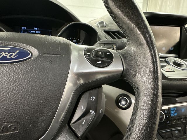 Thumbnail: 2013 Ford Escape - 15