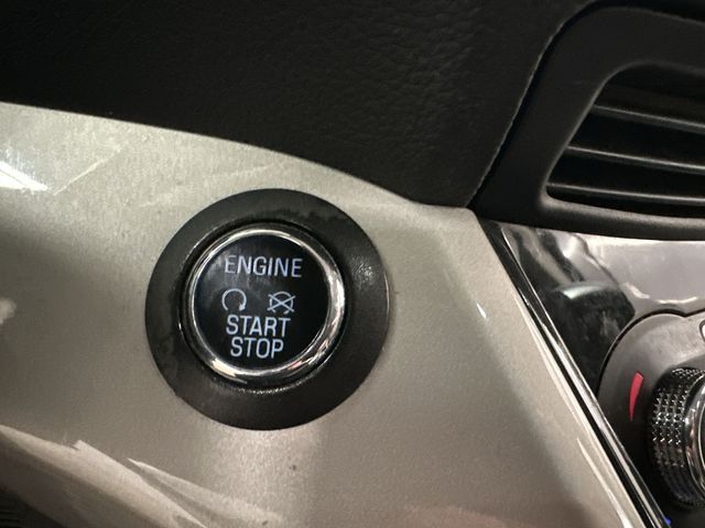 Thumbnail: 2013 Ford Escape - 16
