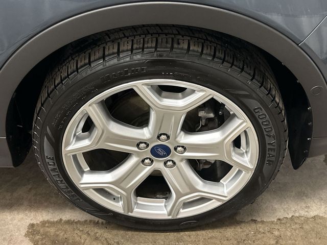 Thumbnail: 2019 Ford Escape - 8
