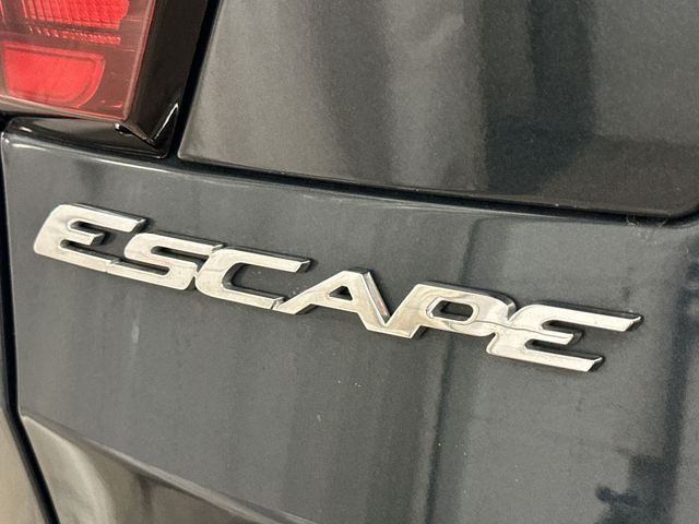 Thumbnail: 2019 Ford Escape - 7