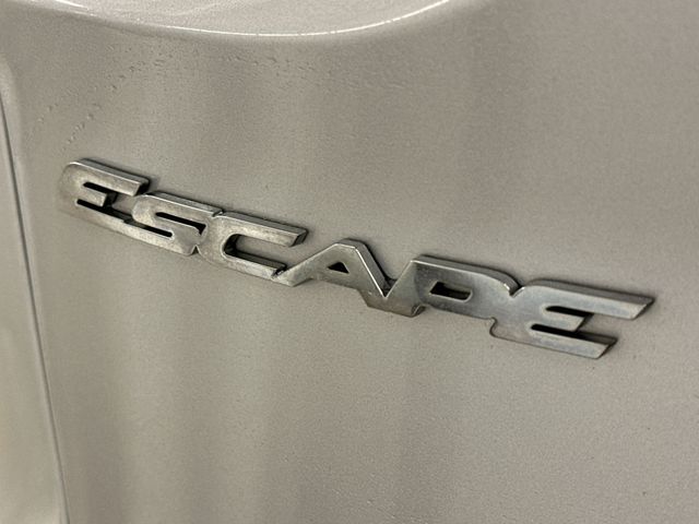 Thumbnail: 2014 Ford Escape - 31