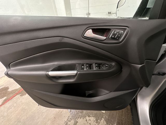 Thumbnail: 2014 Ford Escape - 26