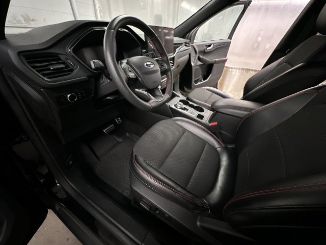 Thumbnail: 2023 Ford Escape - 10
